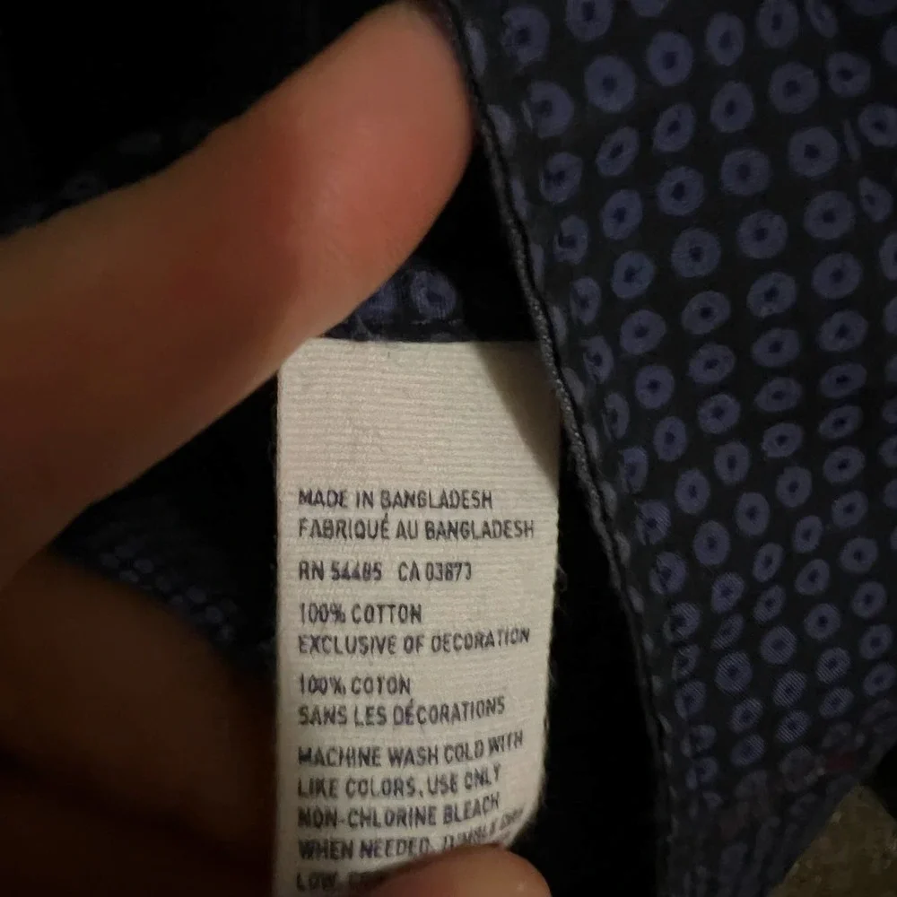 American Eagle Blue Blue Black pattern button down L